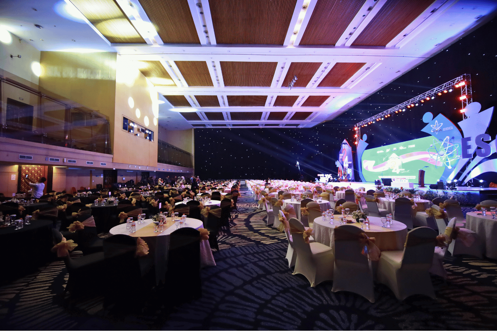 seminar-venue-granada-ballroom